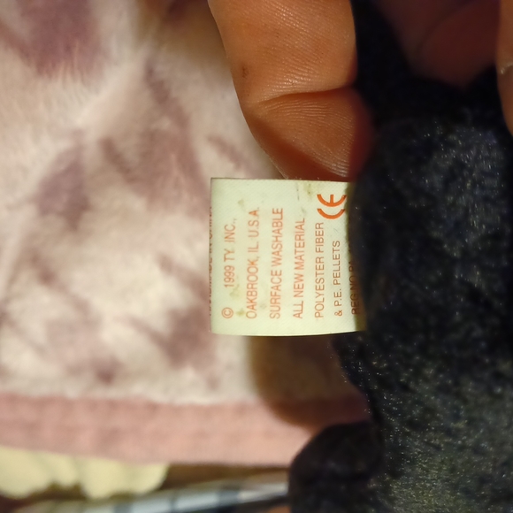 RARE! Ty Beanie baby "Luke" The black lab. Swing tag1998, tush tag 1999. - Picture 7 of 7